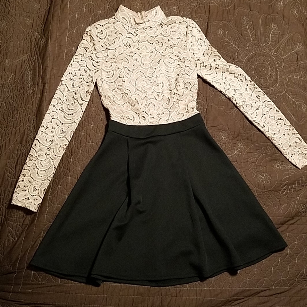 B. DARLIN 5/6 pink lace mock turtleneck dress